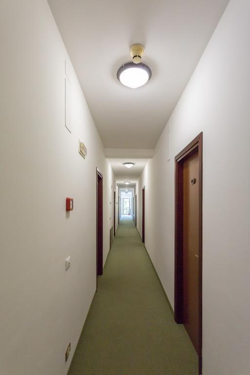 Hotel Krizman Monrupino ภายนอก รูปภาพ